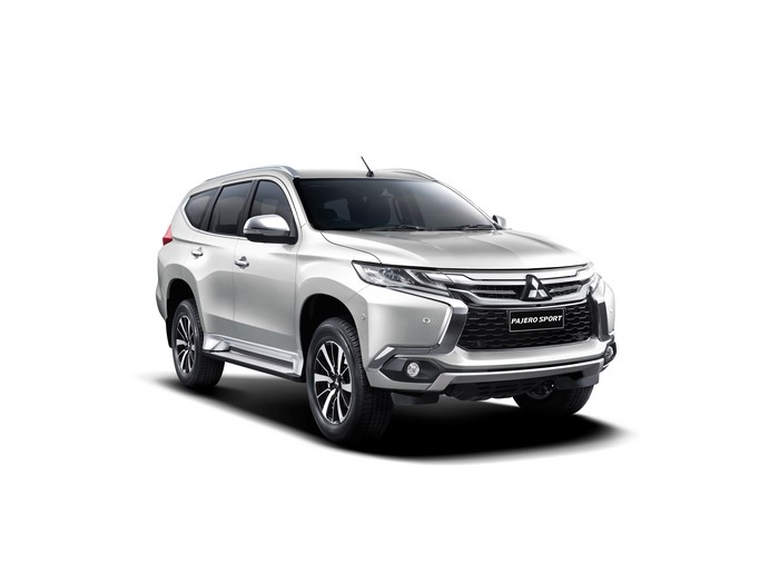 4K Mitsubishi Pajero Sport