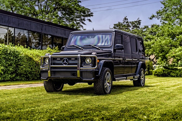 4K Inkas AMG G-Class W463 Mercedes-Benz G-Class on Lawn