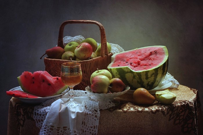 Still-life with fruits and a basket