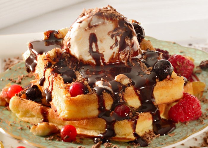 4K Waffle with Ice Cream and Chocolate