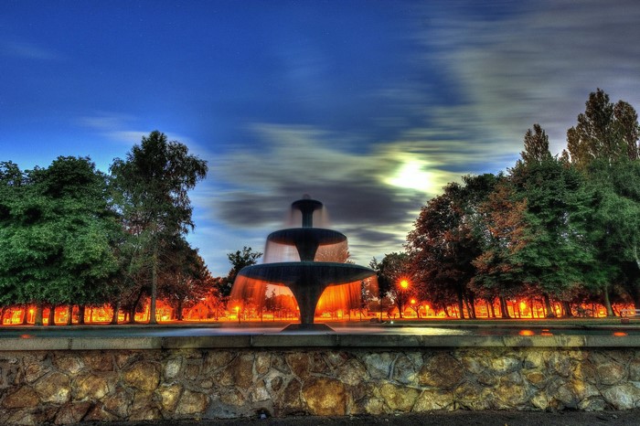 Central Park Fountain Scunthorpe at Night