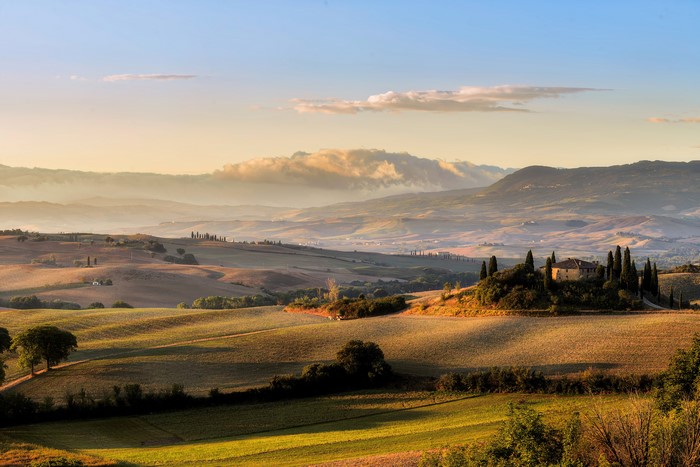 Tuscany Landscape with Rolling Hills and Farmhouse