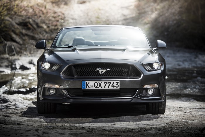 4K 2015 Ford Mustang GT Convertible EU-spec Front