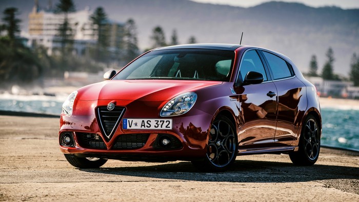 Red Alfa Romeo Giulietta Quadrifoglio Verde AU-spec 940