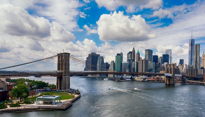 Brooklyn Bridge and Manhattan Skyline, New York City