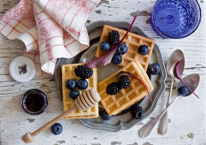 Waffles with Berries and Honey Dipper