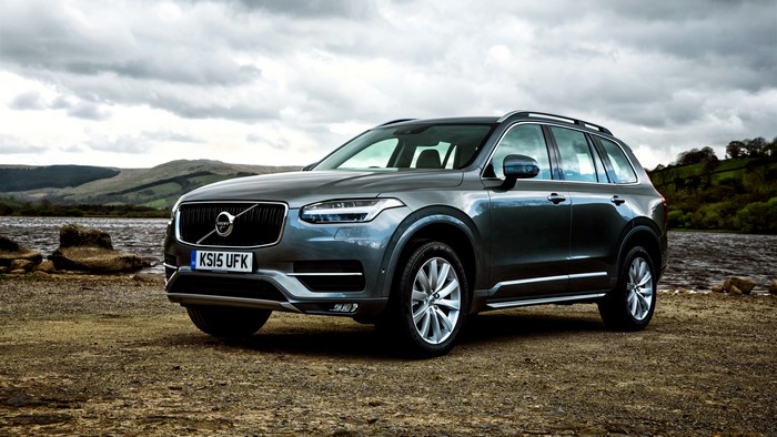 2015 Volvo XC90 parked by a lake