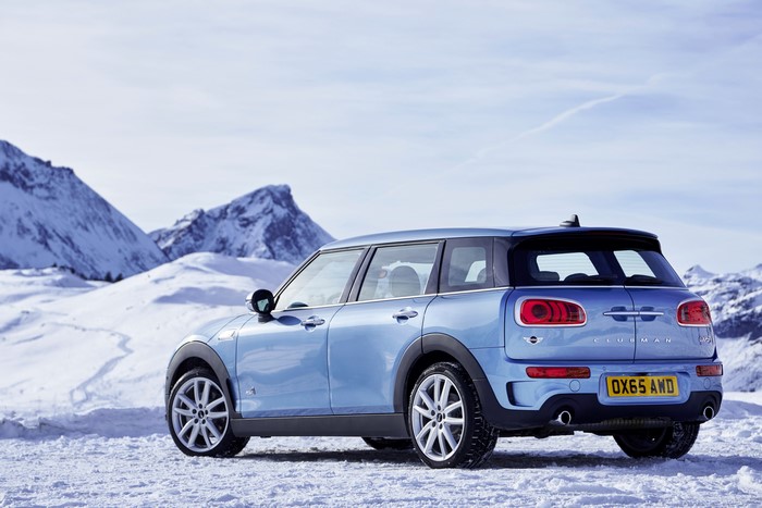 Light Blue 2016 Mini Clubman ALL4 in Snow