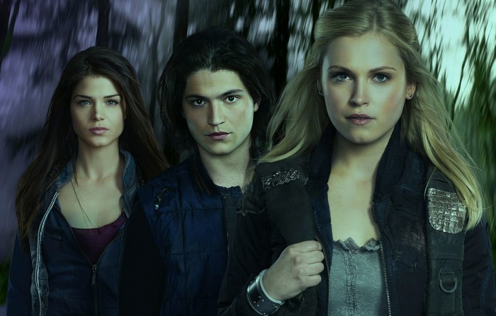 The 100: Eliza Taylor, Thomas McDonell, and Marie Avgeropoulos