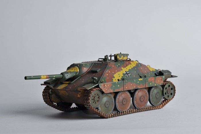 Model of a Jagdpanzer 38 Hetzer tank destroyer