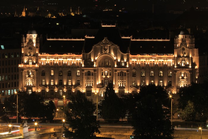 #795496 4K, Budapest, Hungary, Houses, Night, Street lights - Rare ...