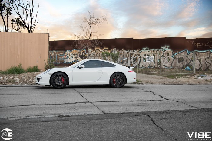 White Porsche 911 Zito ZS05