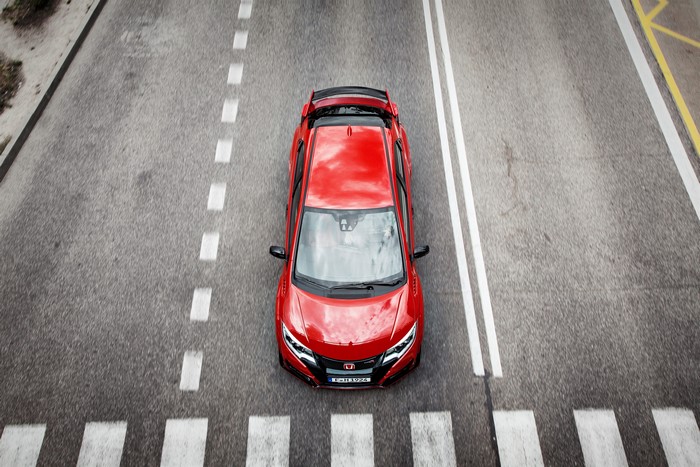 4K 2015 Honda Civic Type R on Road