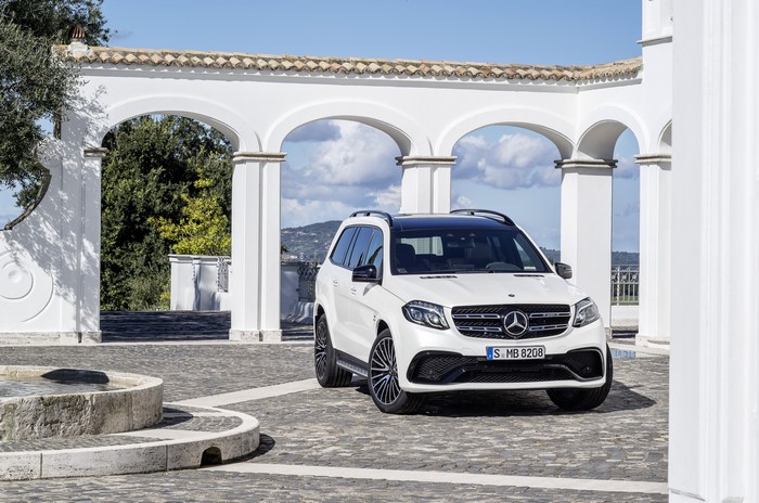 White 2015 Mercedes-Benz AMG GLS 63