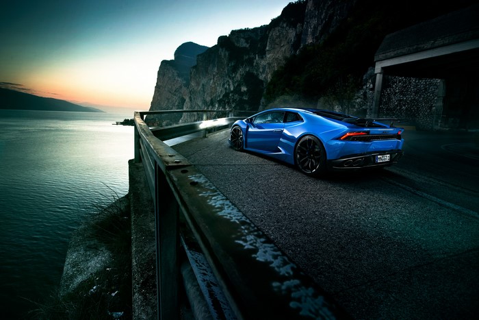 Novitec Torado Huracan Lamborghini on a cliffside road