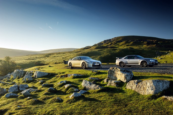 Nissan GT-R R35 and R34 in Grasslands