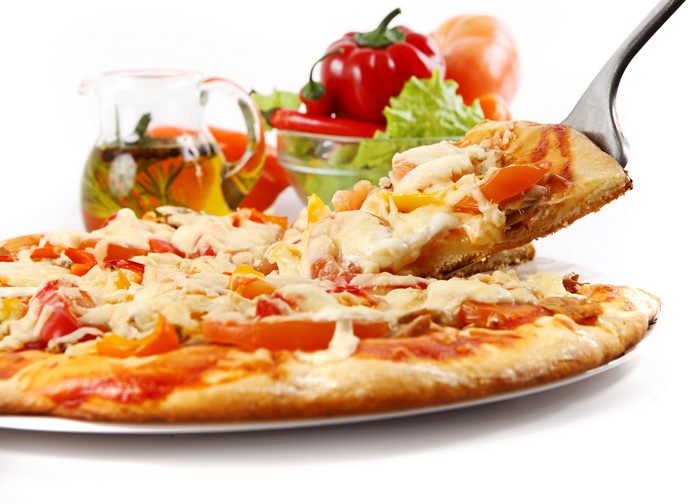 Pizza with vegetables and olive oil