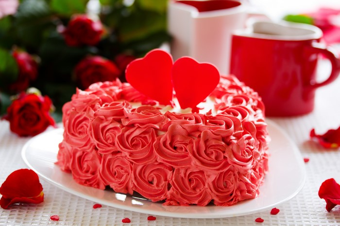 Valentine's Day Cake with Red Roses and Hearts