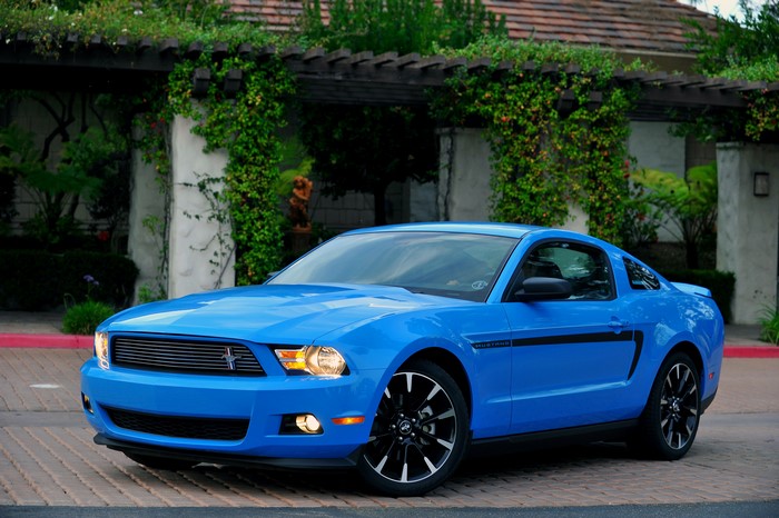 4K 2012 Ford Mustang V6