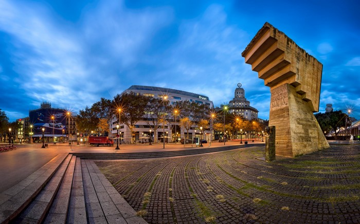 Monument in Barcelona at Dusk