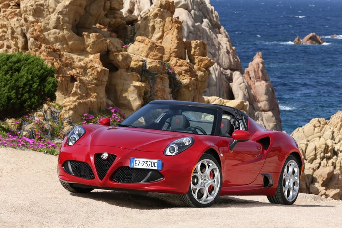 Red Alfa Romeo 4C Spider 960