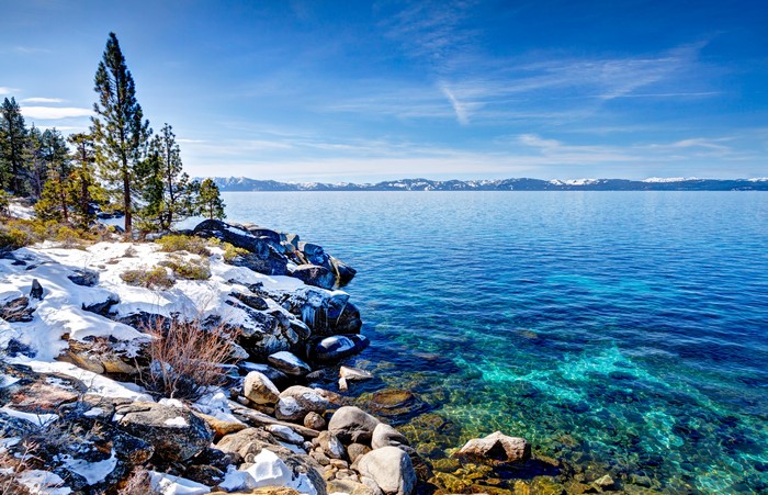 4K Lake Tahoe Coast in Winter Scenery