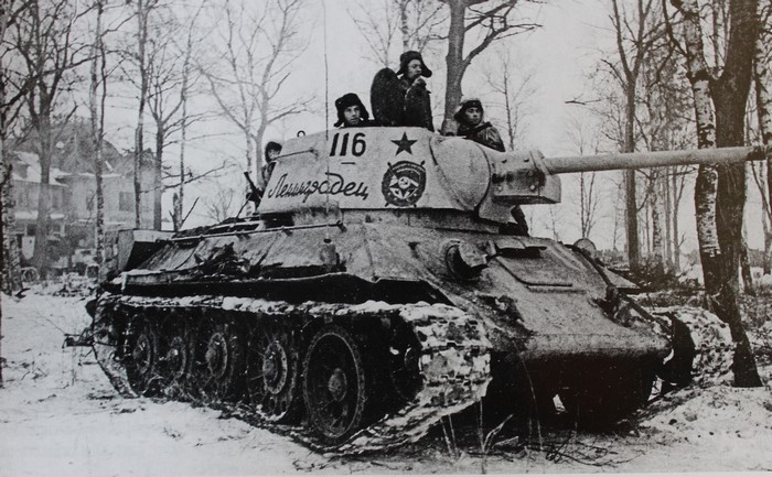 Soviet T-34 tank with crew in winter