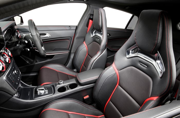 4K 2015 Mercedes-Benz AMG CLA 45 Shooting Brake Interior