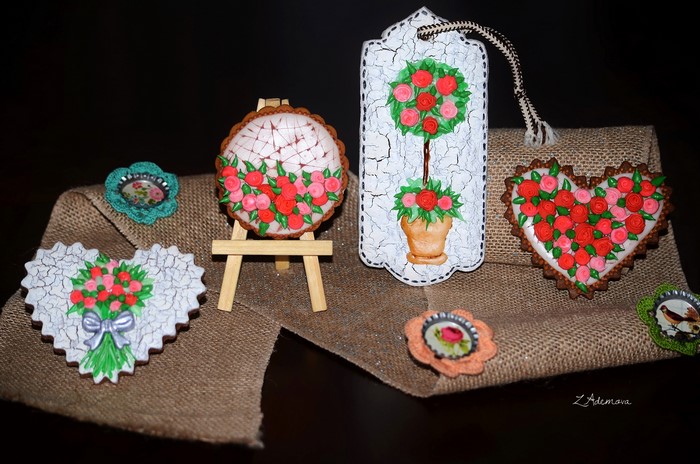 Decorated cookies with floral designs