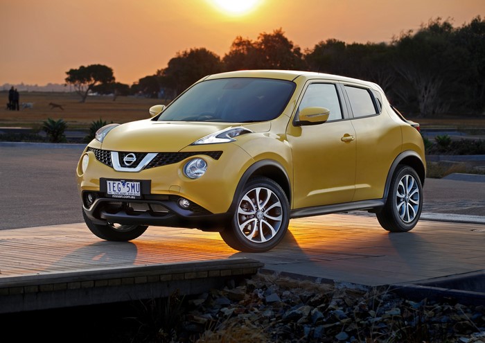 Yellow 2015 Nissan Juke AU-spec YF15