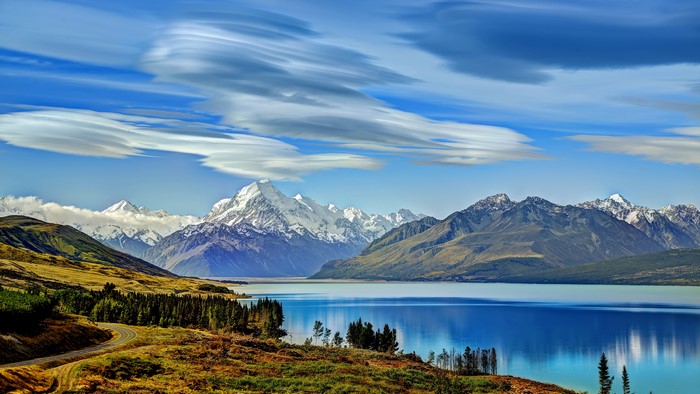 4K Pukaki Lake and Mountains Scenery, New Zealand
