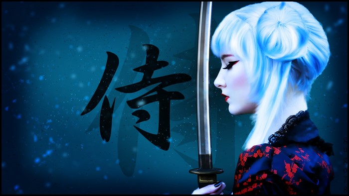 Woman with blue hair and katana with Japanese calligraphy