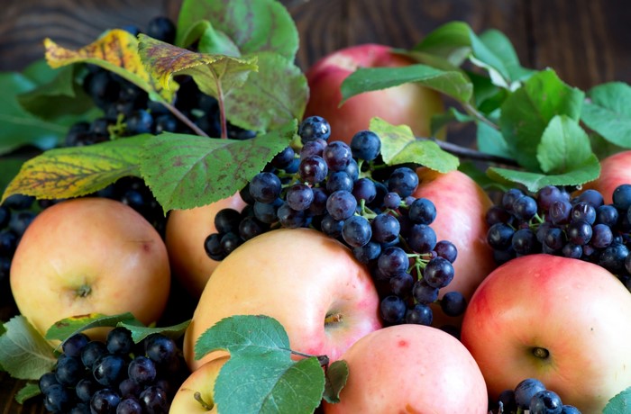 Apples and Grapes with Foliage