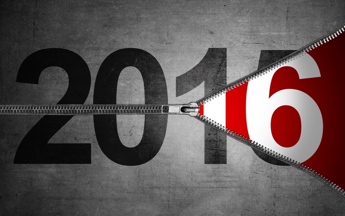 2016 zipper reveal