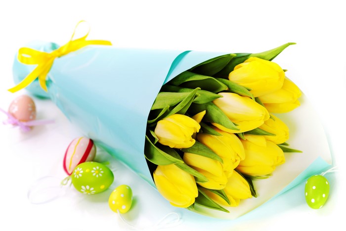 Yellow Tulips Bouquet with Easter Eggs