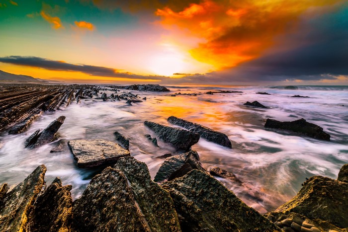 4K Sea Stones Sunset