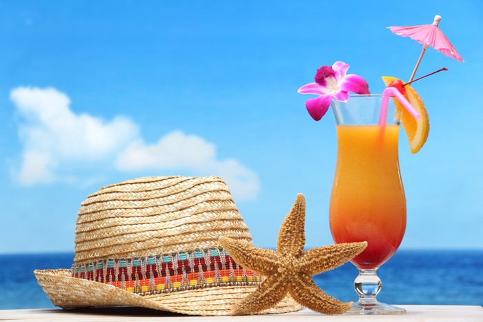 Cocktail, Starfish, Hat, Sky, Stemware