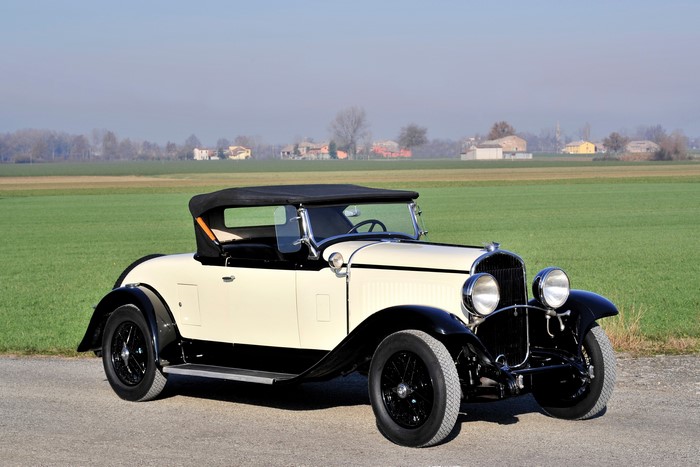 1929 Chrysler Series 75 Roadster