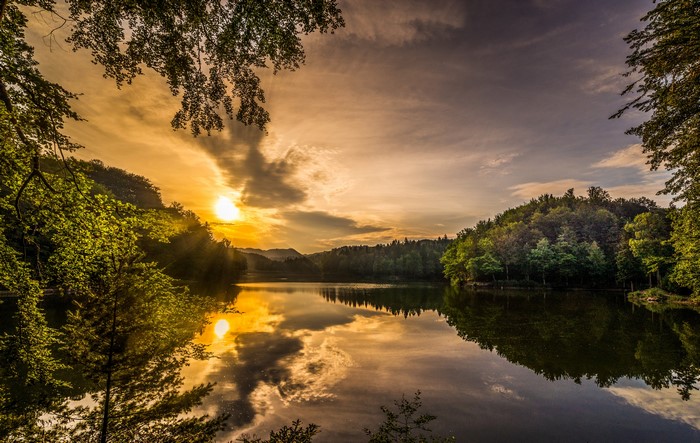 4K Lake Trakoscan Croatia Sunset Scenery