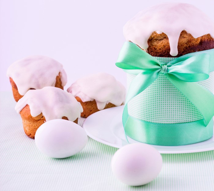 Easter Kulich Pastries with Eggs and Green Bow