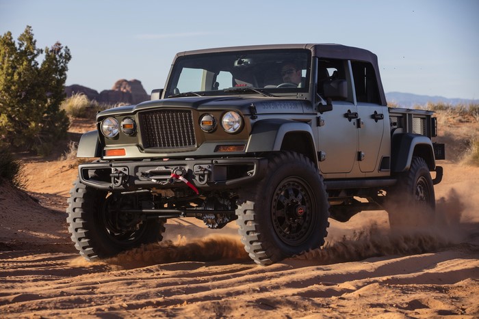 Jeep Crew Chief 715 Concept driving on sand