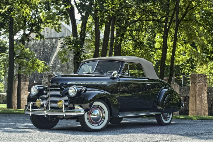 4K Black Chevrolet Convertible