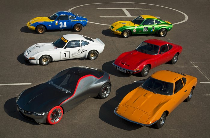 Multiple Opel GT cars on a tarmac