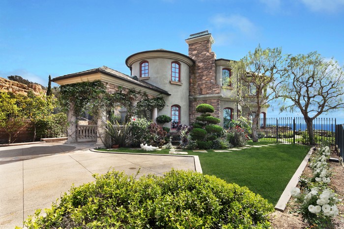 Luxury Mansion with Ocean View and Landscaped Garden