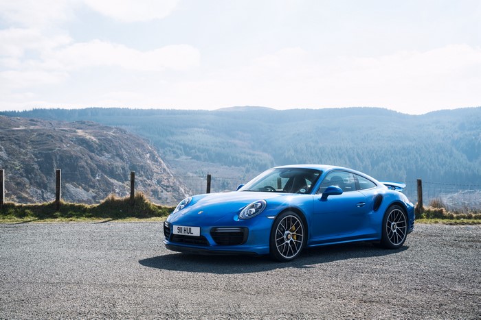 Blue 2016 Porsche 911 Turbo S Coupe