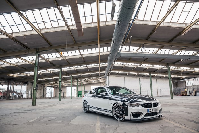 4K 2016 BMW M4R (F82) Tuning