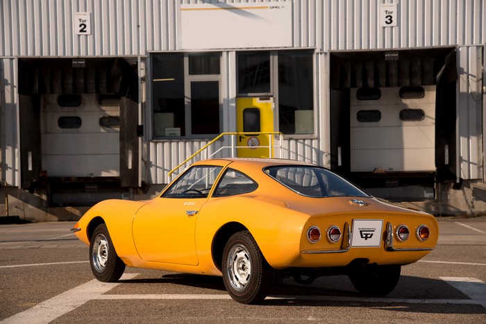 1965 Opel Experimental GT from the back