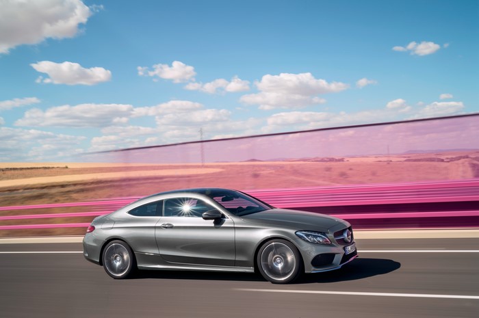 4K Mercedes-Benz Silver AMG C-Klasse Coupe C205 in Motion