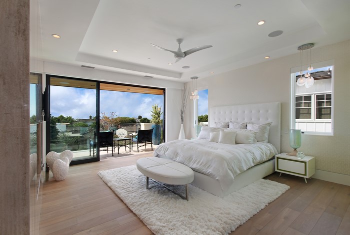 Modern Bedroom with Balcony Access