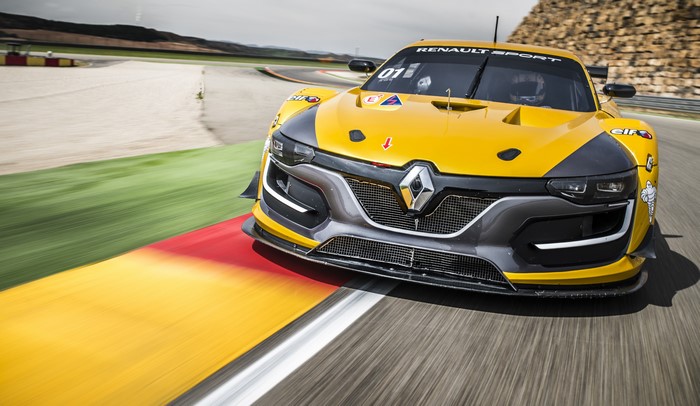 Renault Sport RS 01 race car on track